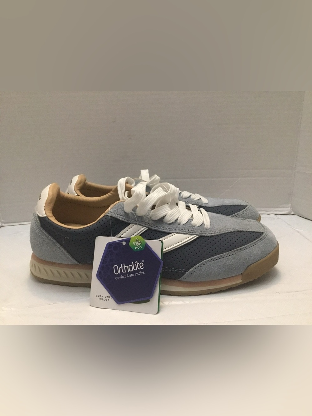 Men’s Tretorn Sneakers size 8